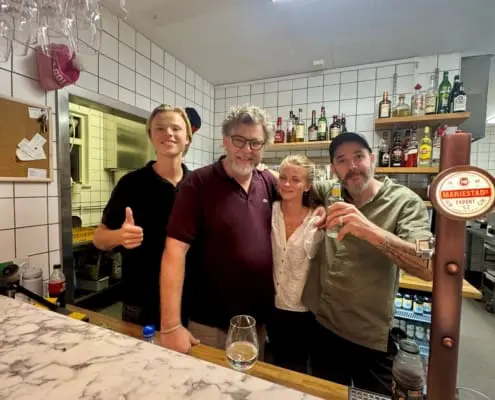 Festpersonal i restaurangen